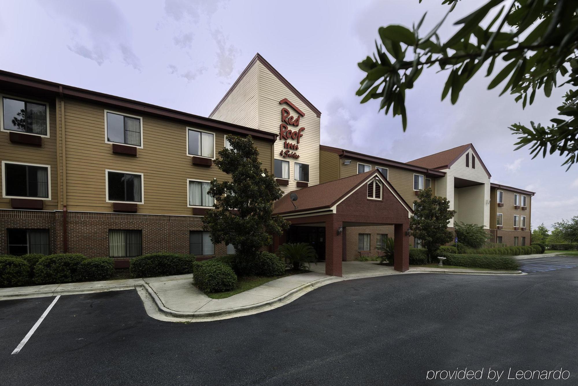 Red Roof Inn & Suites Savannah Airport Pooler Exterior foto