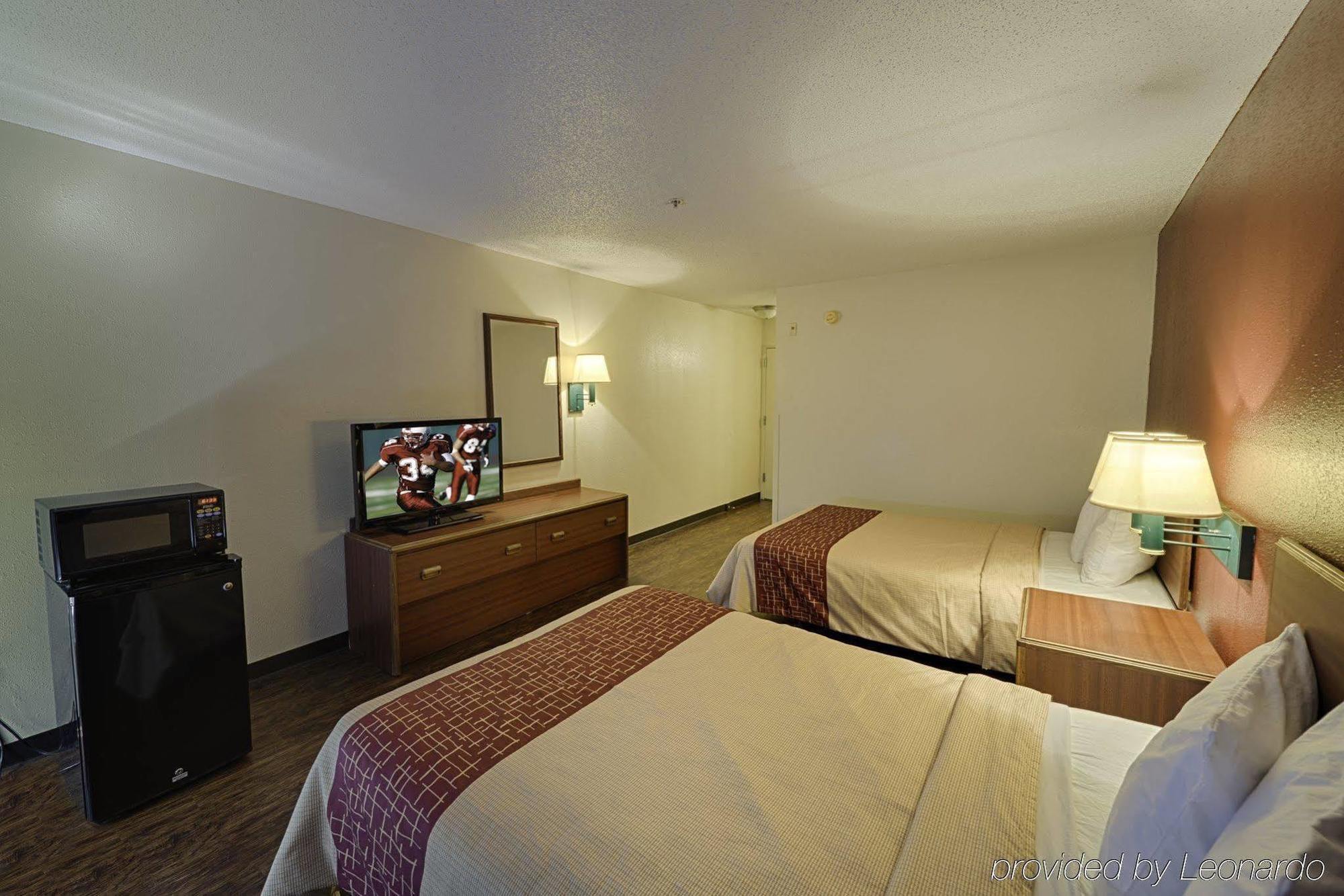 Red Roof Inn & Suites Savannah Airport Pooler Exterior foto